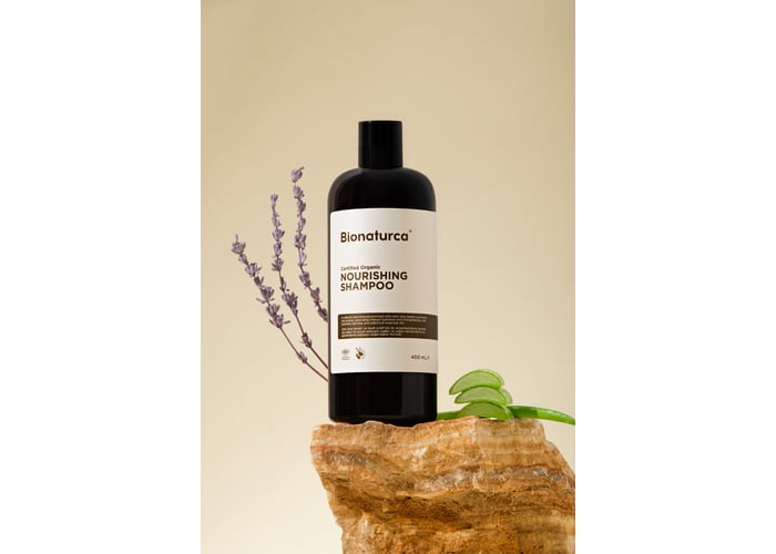 Organik Sertifikalı Yıpranma Karşıtı Besleyici Şampuan (400ml) - Bionaturca