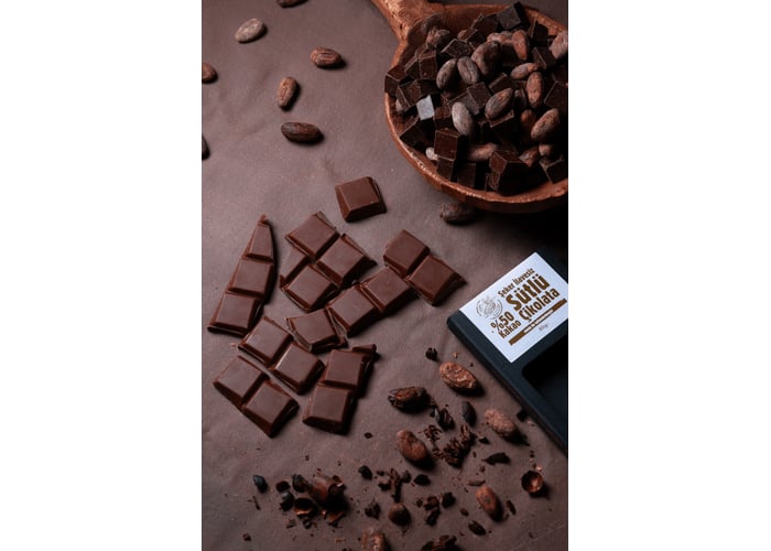 Şekersiz Sütlü Çikolata (%50 Kakao, Stevia ile Tatlandırılmıştır, 80gr) - Aroha